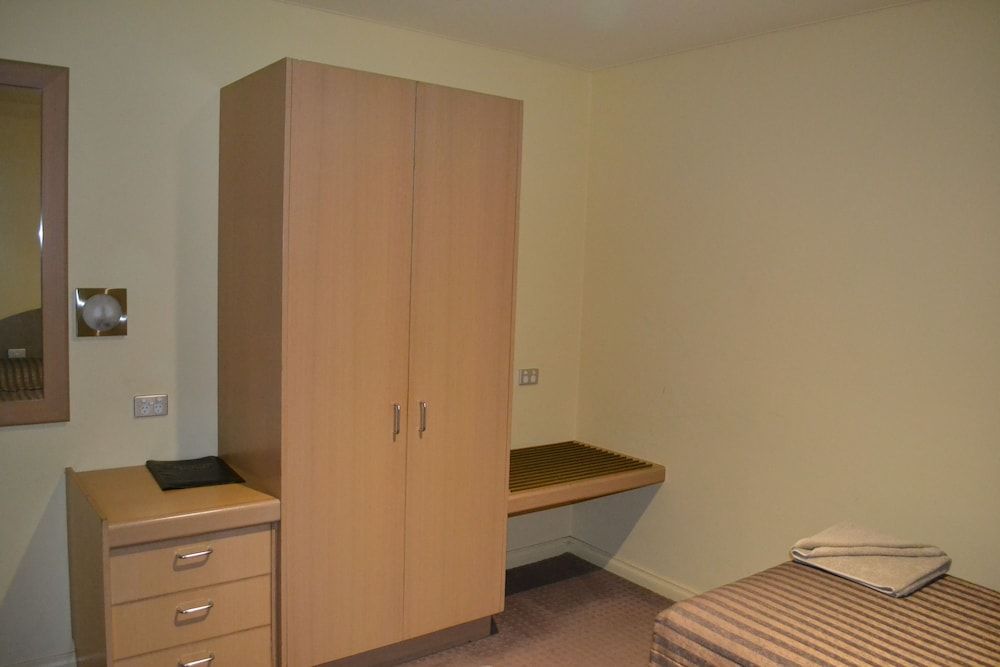 Yarrawonga Mulwala Golf Club Resort Grevillea Family Suite 7