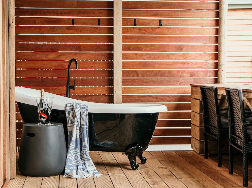 Port Fairy Holiday Park Luxury Tent 2