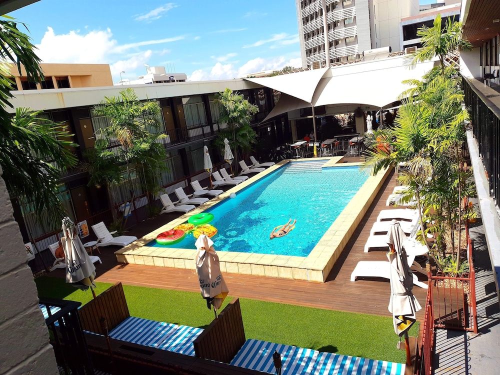 The Cavenagh Double Room, Pool View 2