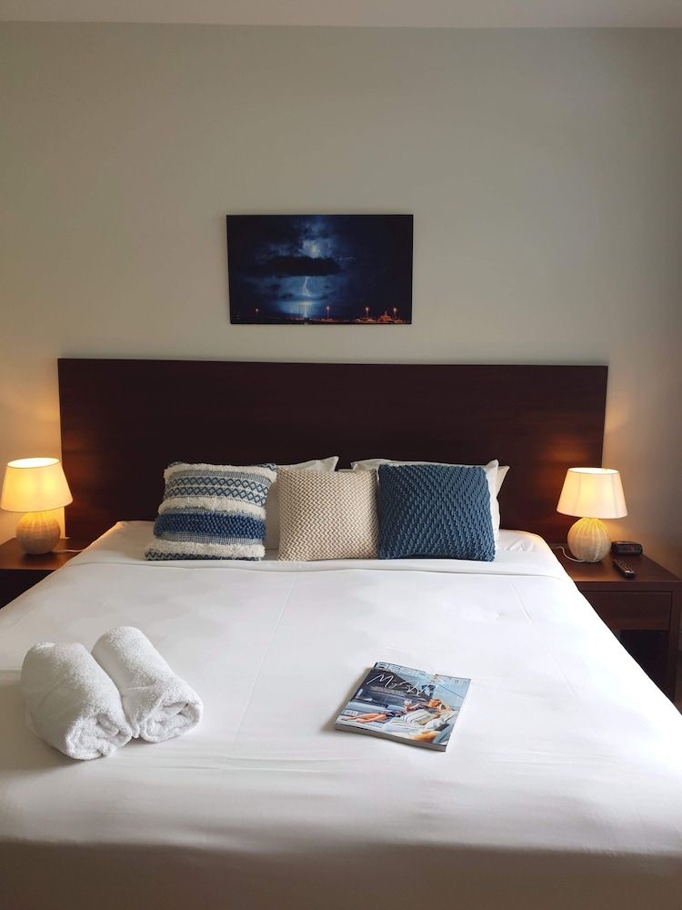 The Cavenagh Boutique King 3