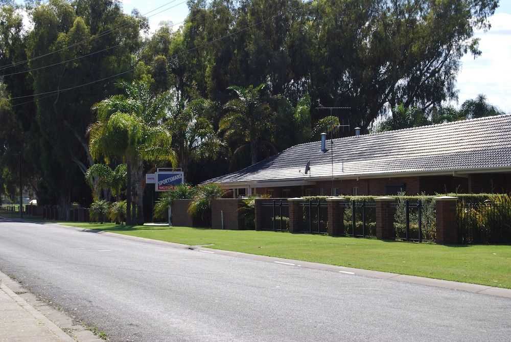 Check-in Check-out Kiosk