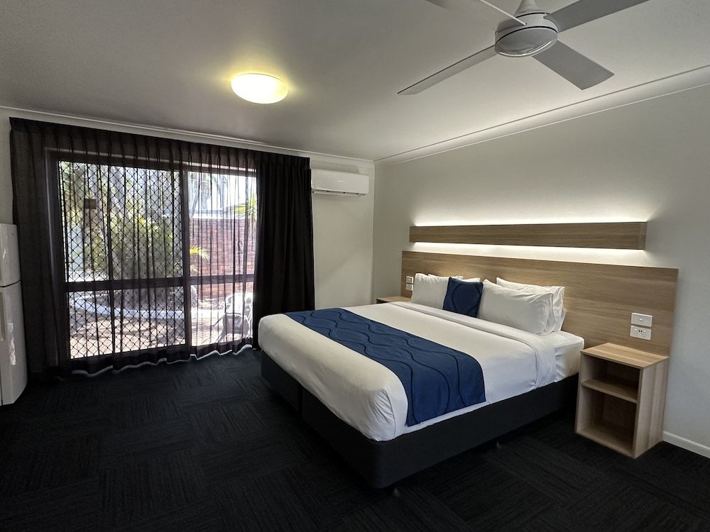 Executive Room, 1 King Bed, Jetted Tub (Executive King Suite)