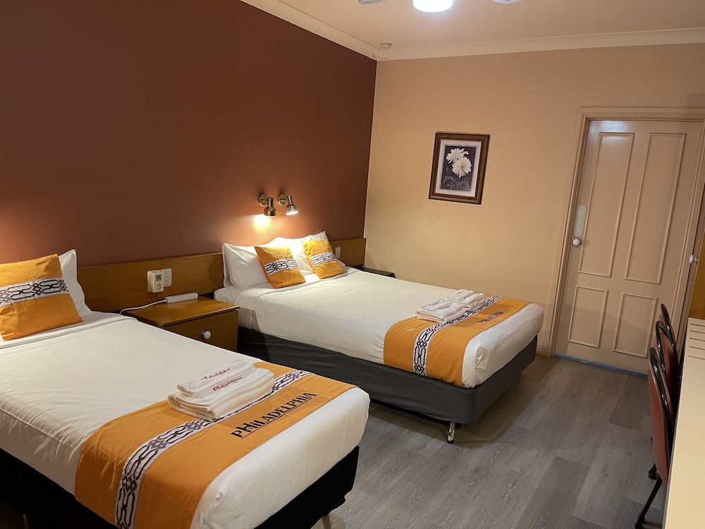 Philadelphia Motor Inn Echuca Standard Twin Room 2