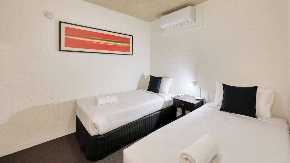 City Reach Motel Standard Family Room 3