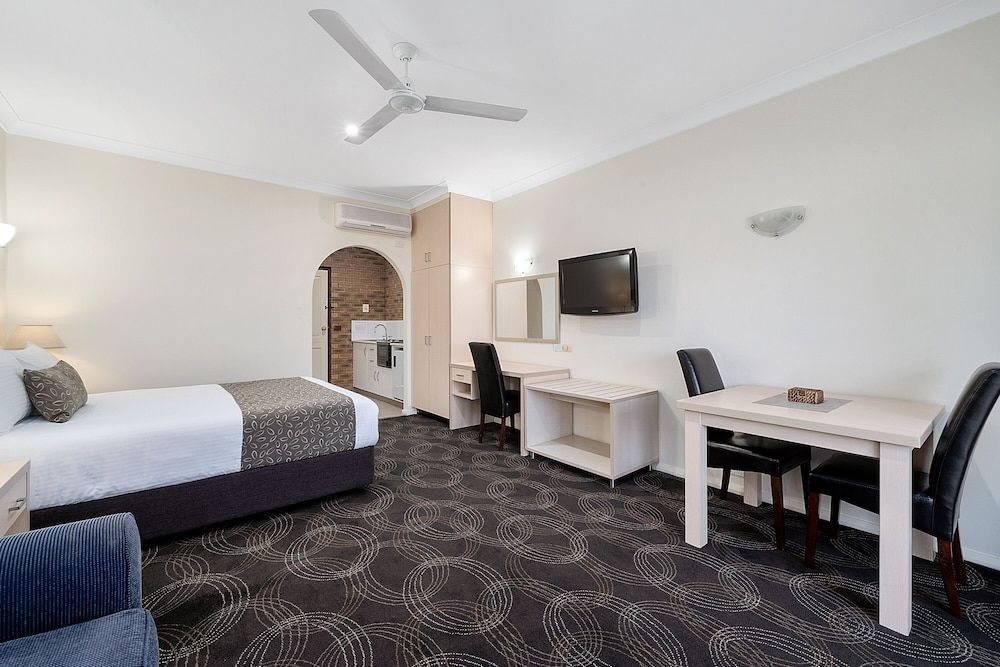 Heritage Motor Inn Corowa Superior Queen