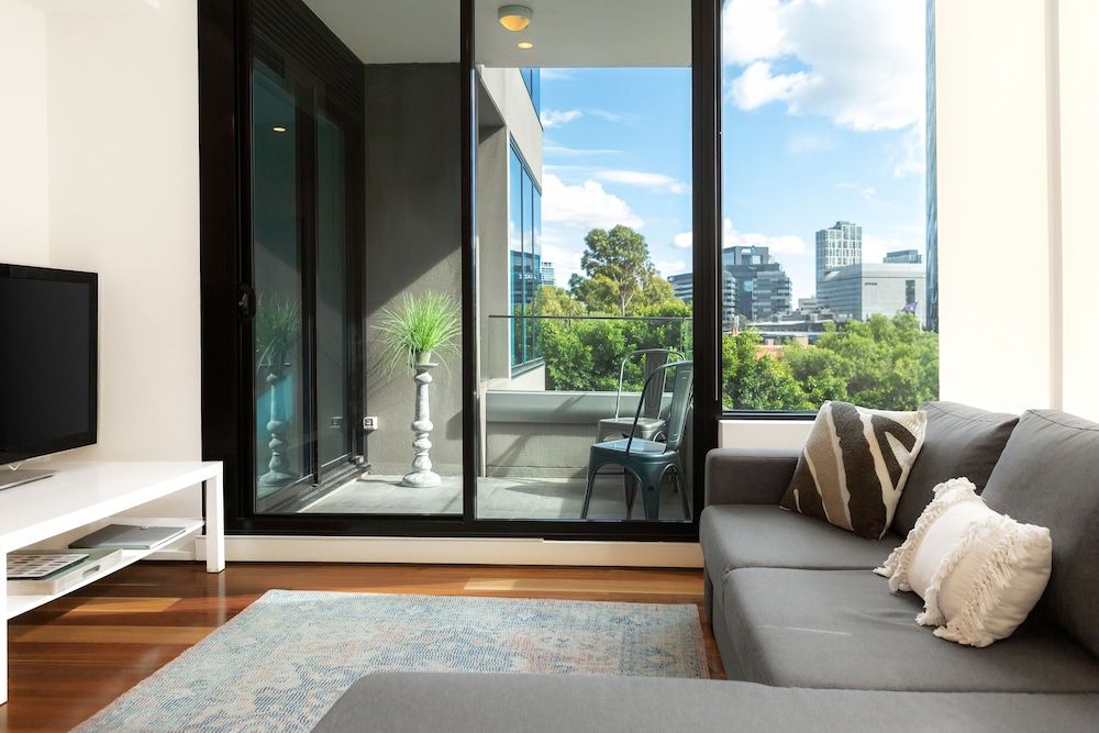 Melbourne Holiday Apartments Flinders Wharf 2 Bedroom 1 Bath Standard Apartment 2