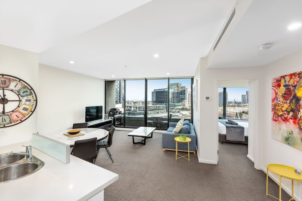 Melbourne Holiday Apartments Flinders Wharf 2 Bedroom 2 Bath Deluxe Apartment 11
