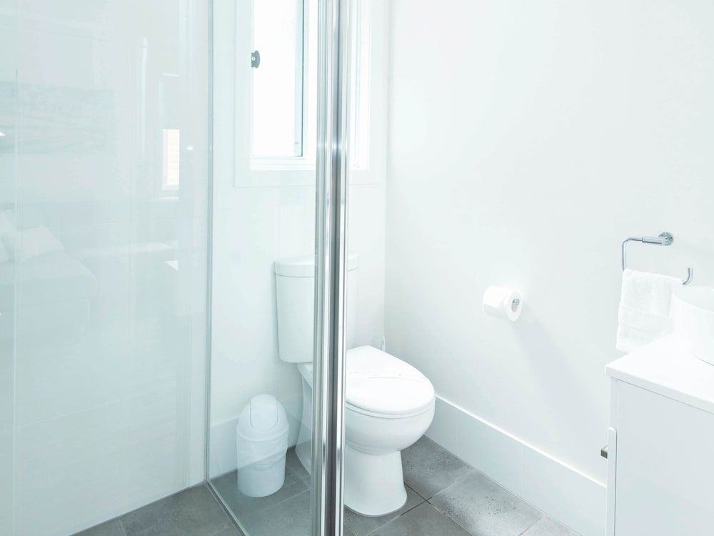 Barlings Beach Holiday Park Ocean Breeze Villa 4