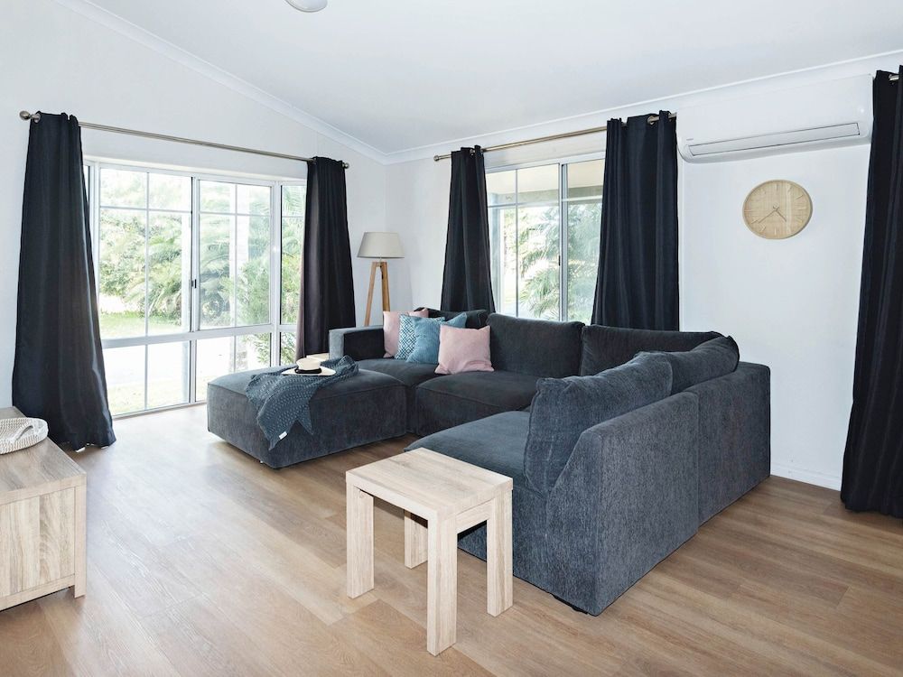 Barlings Beach Holiday Park Tomakin House 4