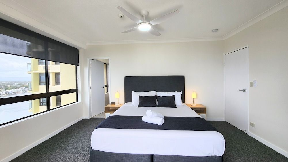 Standard 2 Bedrooms,2 Bathrooms Apartment with Balcony (2 Nights)