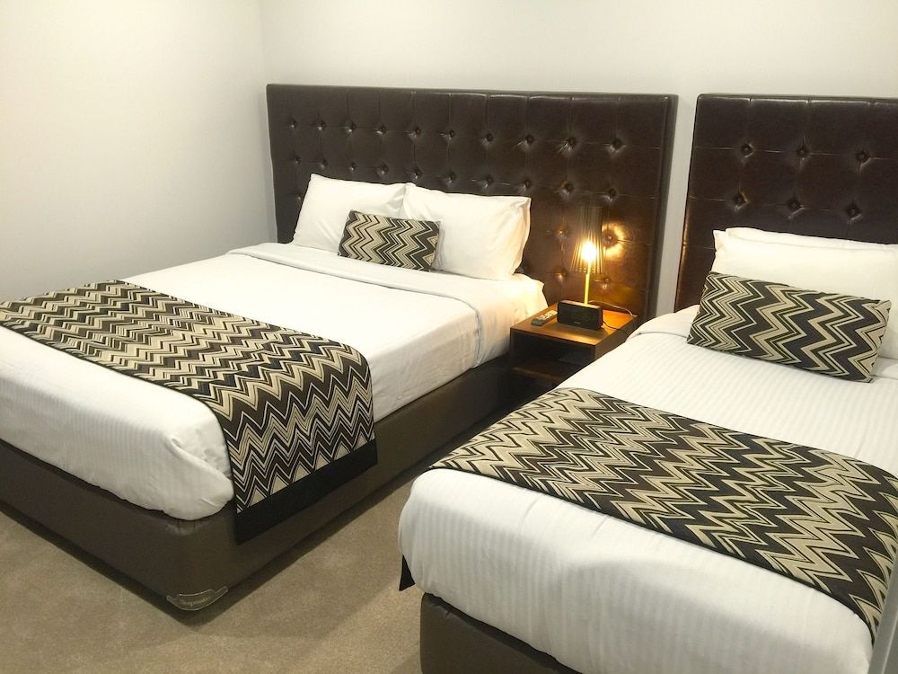 Whitehorse Apartment Hotel Executive One Bedroom Suite 3