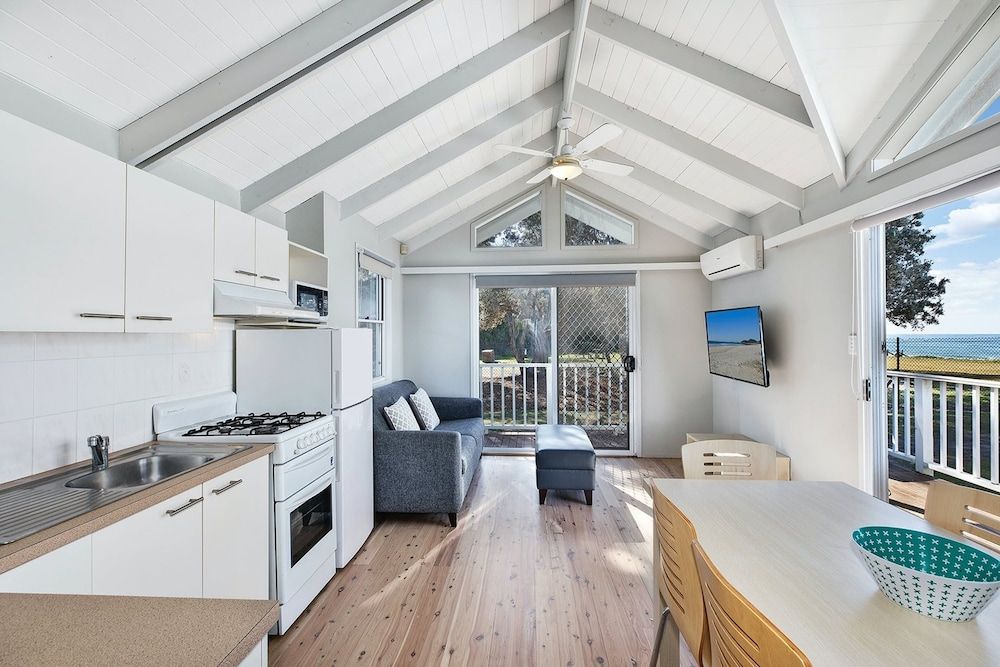 Blue Lagoon Beach Resort 2 Bedroom Ocean View Cabin 4