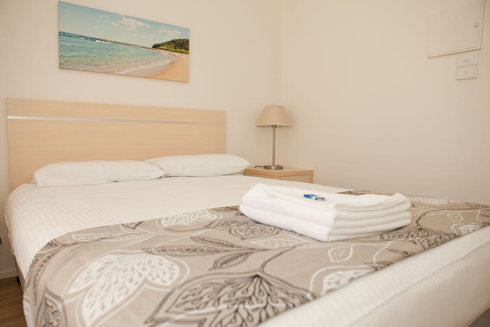 Blue Lagoon Beach Resort 2 Bedroom Ocean View Cabin 3