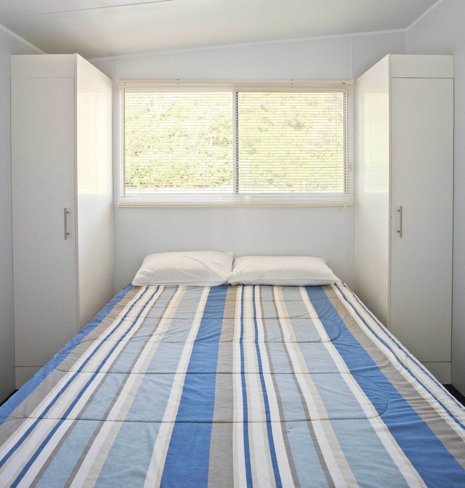 Blue Lagoon Beach Resort 1 Bedroom Studio 2