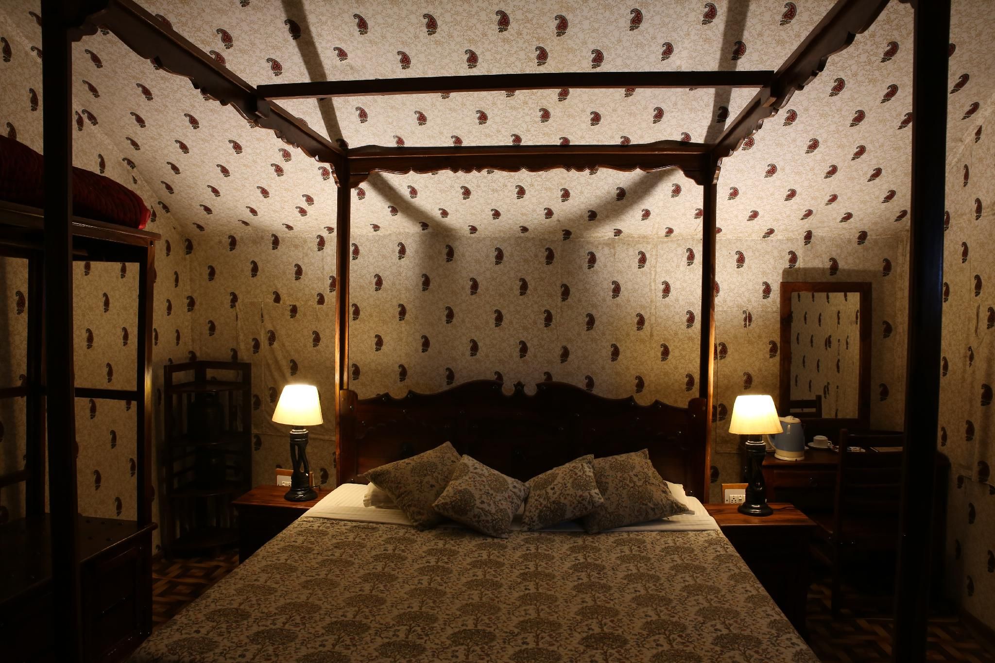 Tiger Machan Luxury Machan Tent