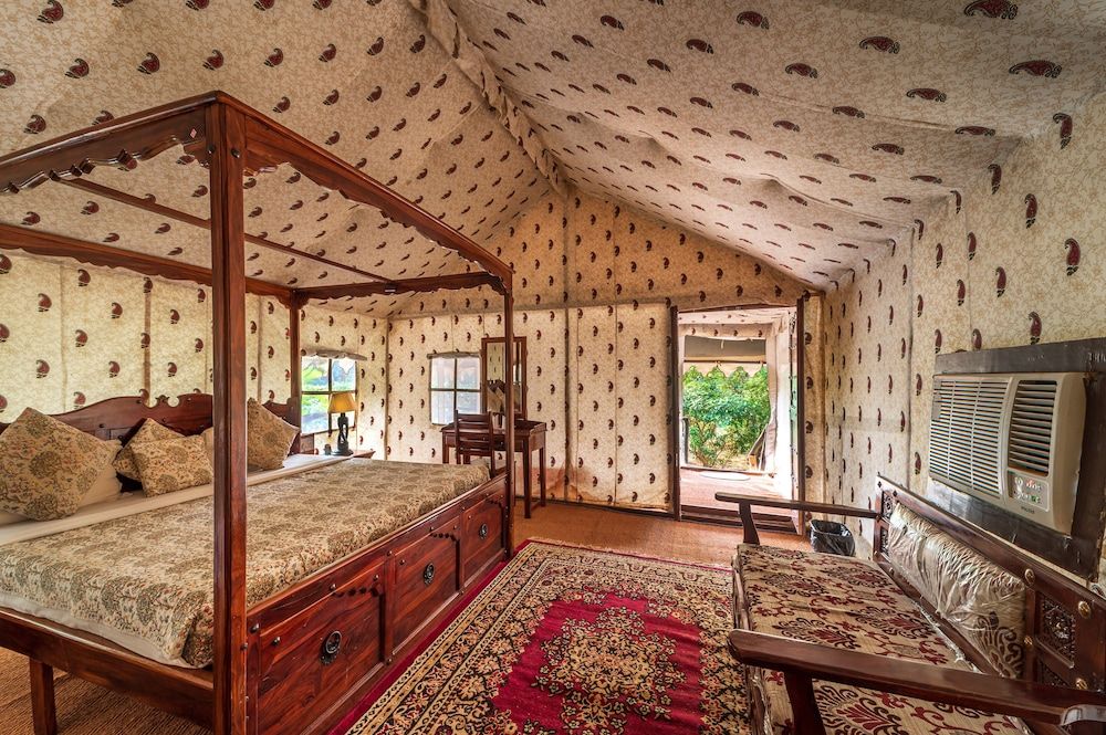 undefined Tiger Machan 5