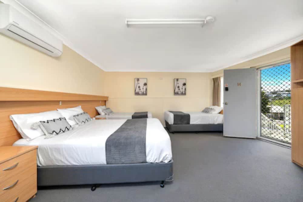 Kiama Motel 617 Family Quadruple Room