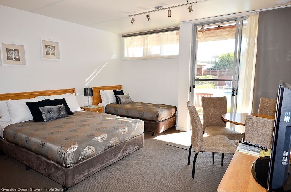 Riverside Ocean Grove Motel Triple Room 2