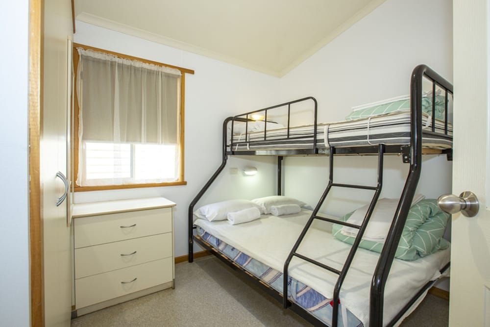 Family Cabin, 2 Bedrooms, Accessible