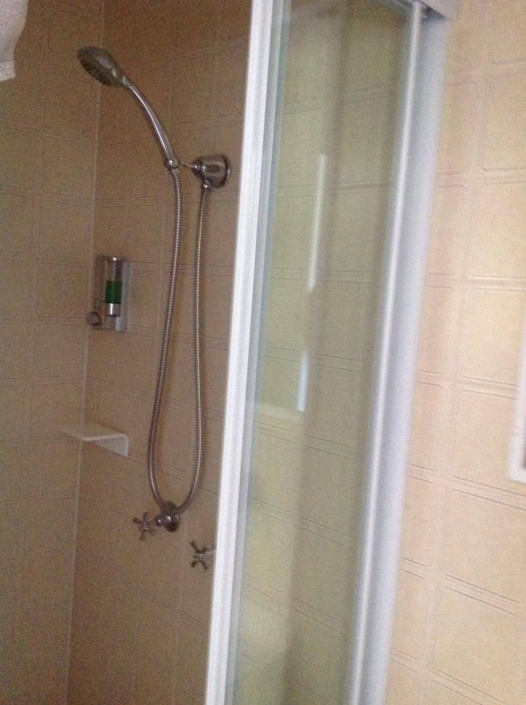 Avlon Gardens Motel - Ballina Triple Room 4