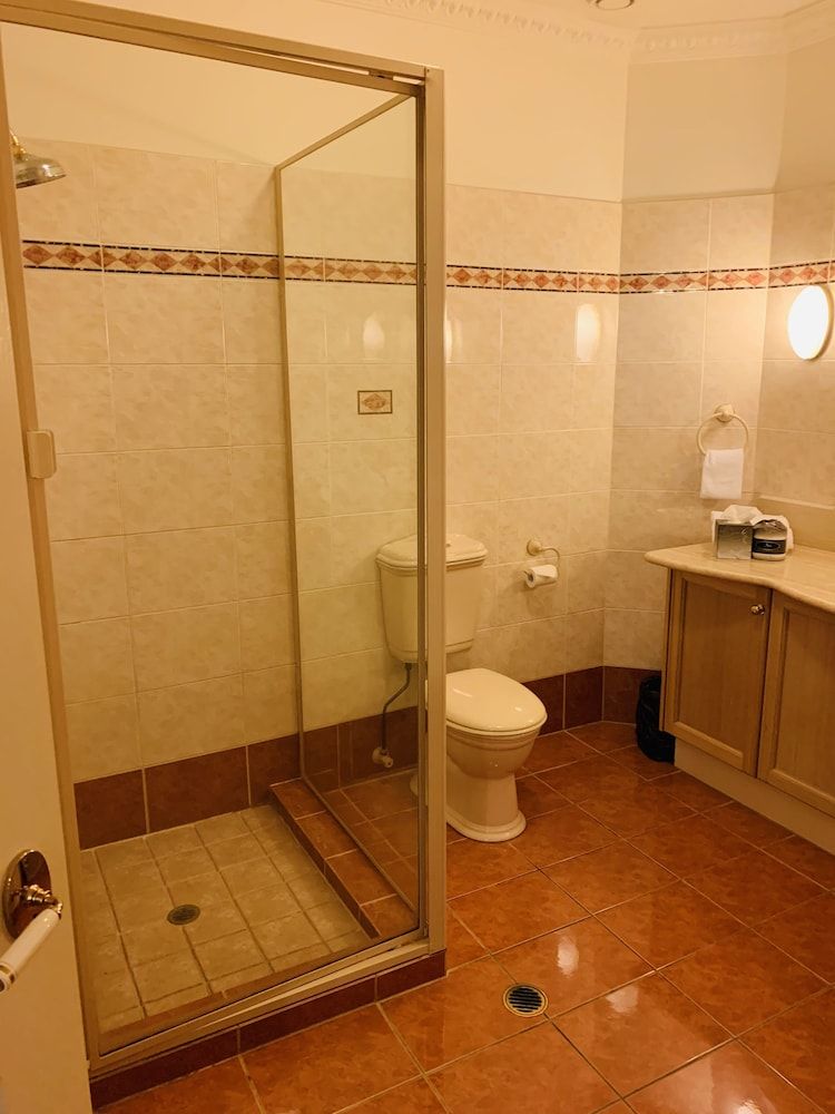 Royal Albert Hotel Sub-Penthouse 6