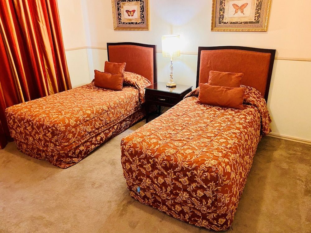 Royal Albert Hotel Sub-Penthouse 2