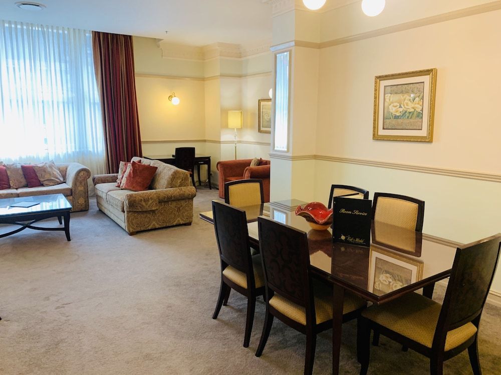 Royal Albert Hotel Sub-Penthouse 11