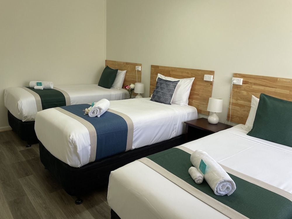 Highway Motor Inn Family Suite, 2 Bedrooms, Patio, Ground Floor 6