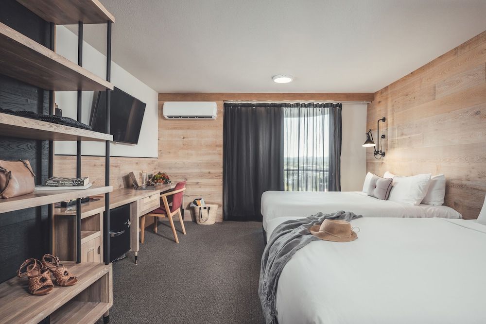 undefined The Island Gold Coast 3