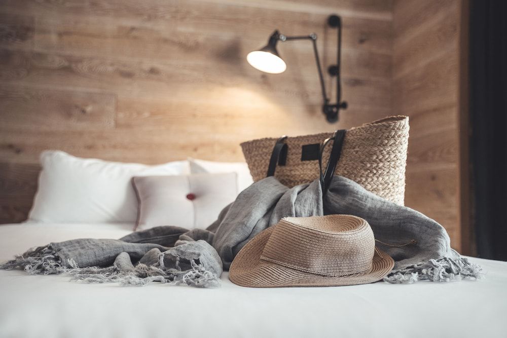 The Island Gold Coast The Deluxe King 3