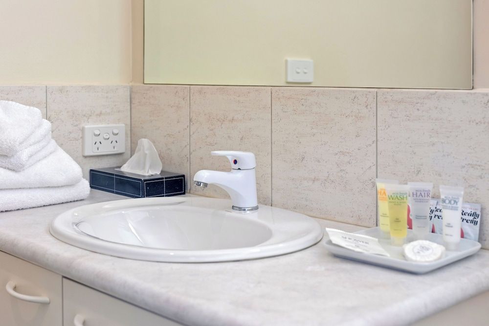 Yarra Gables Family Room 29