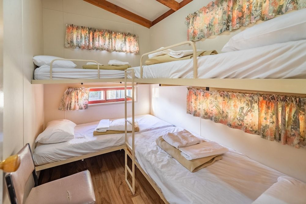 Kookaburra Cabin