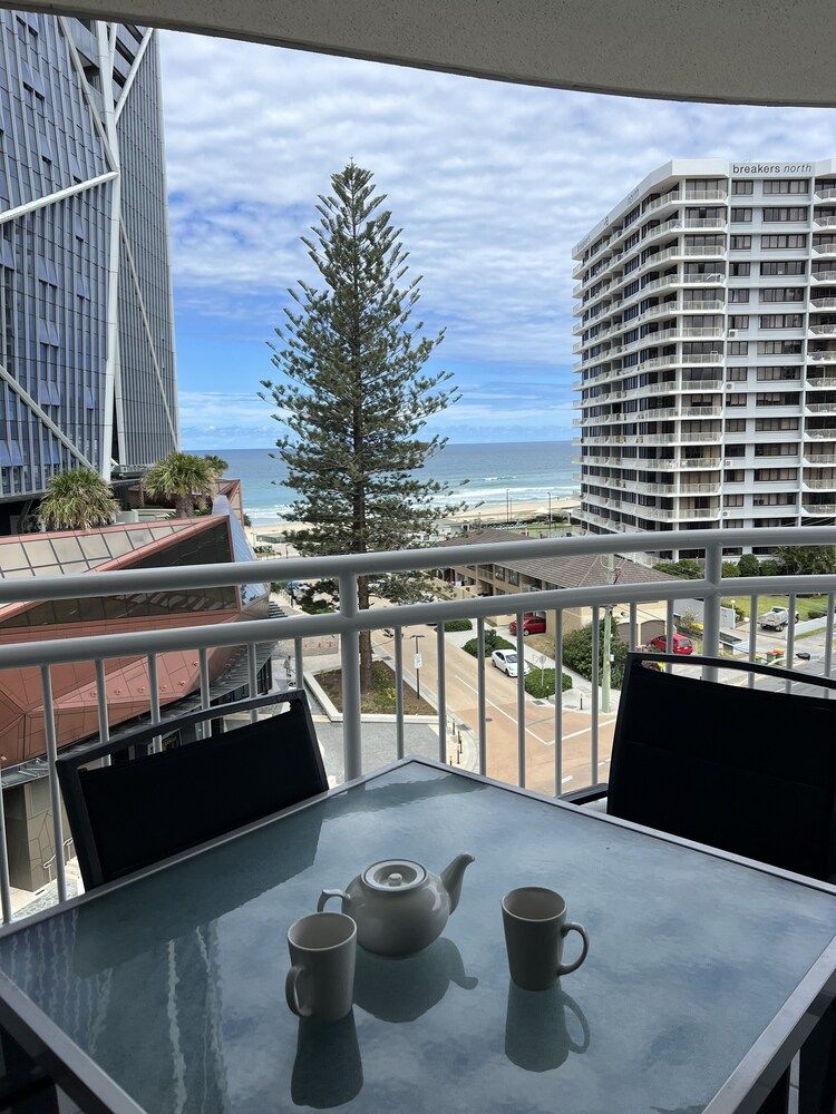 Wharf Boutique Apartments Two Bedroom Ocean View Apartment 8