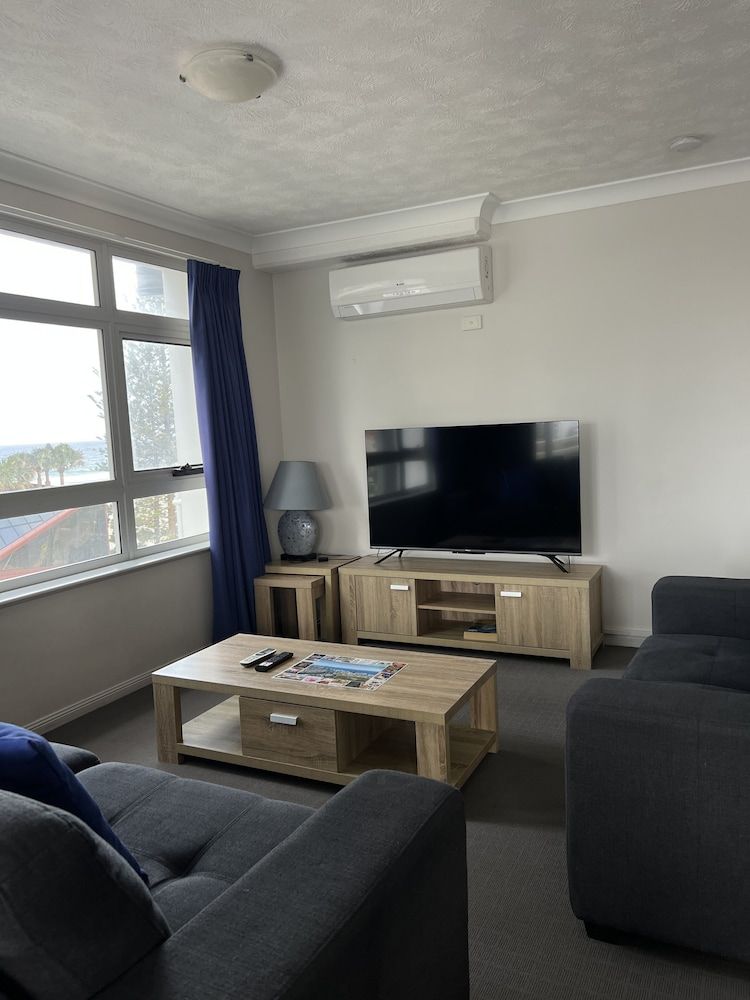 Wharf Boutique Apartments Two Bedroom Ocean View Apartment 15