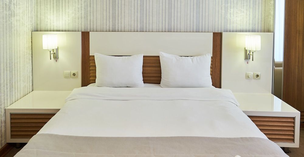 Boulevard Side Hotel Standard Double or Twin Room 2