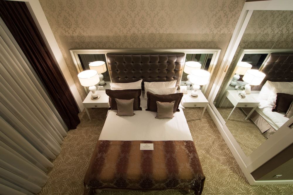 undefined Qafqaz Baku City Hotel & Residences 5