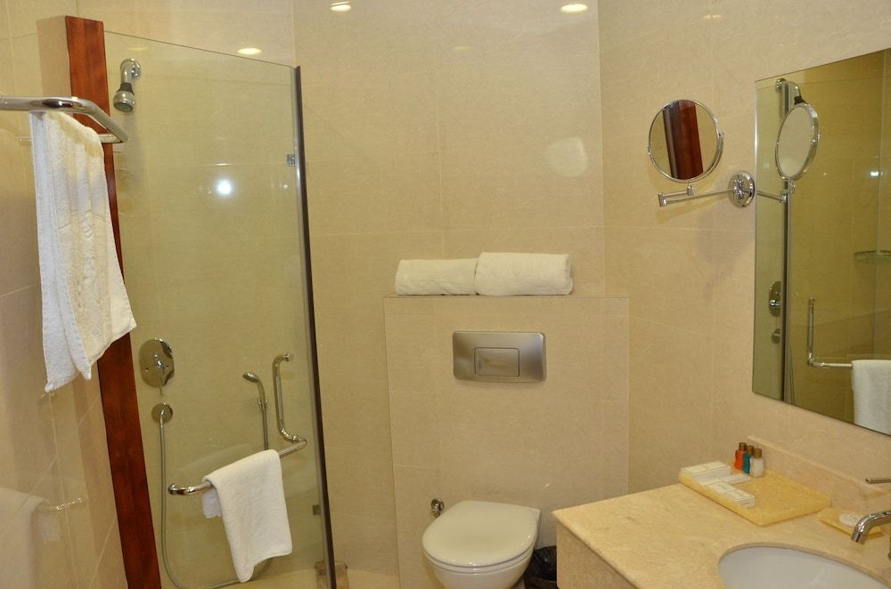 Astoria Baku Hotel Deluxe Suite, 2 Bedrooms 4