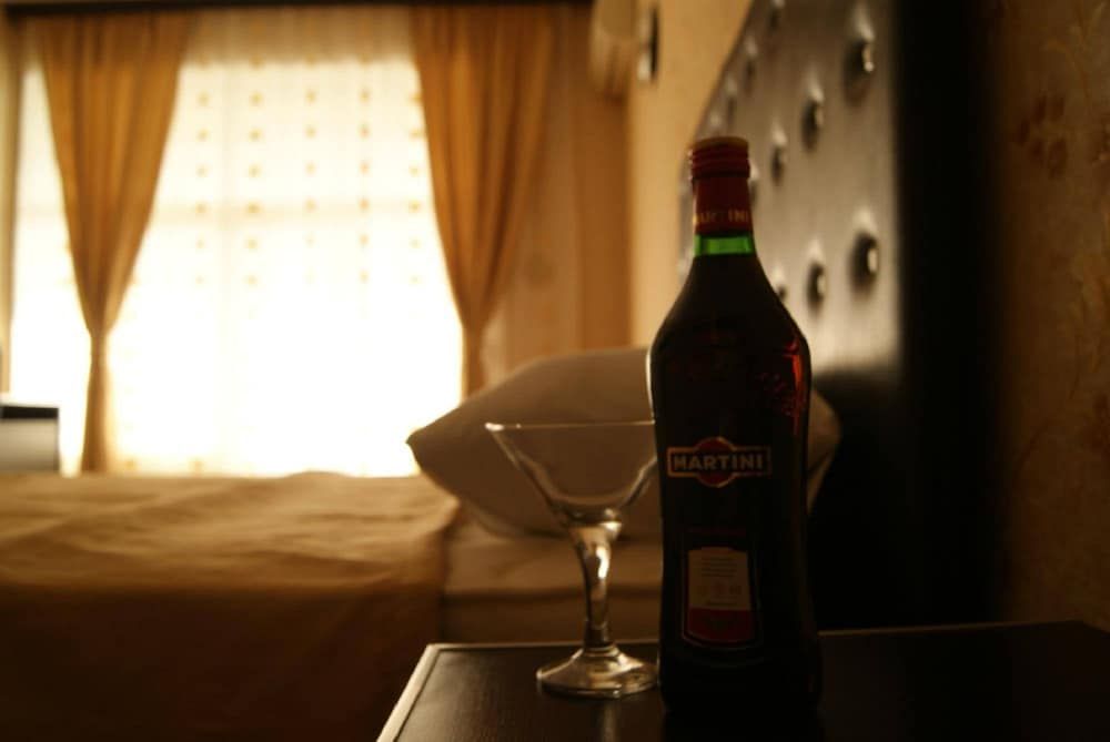 undefined Avand Hotel 8