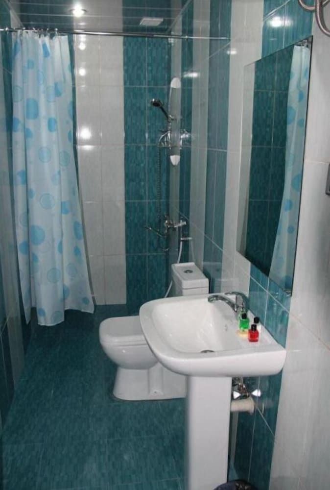undefined Avand Hotel 3