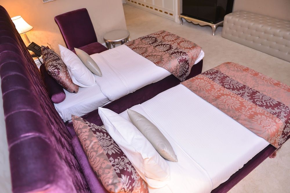 Lake Palace Hotel Deluxe Twin Room 2