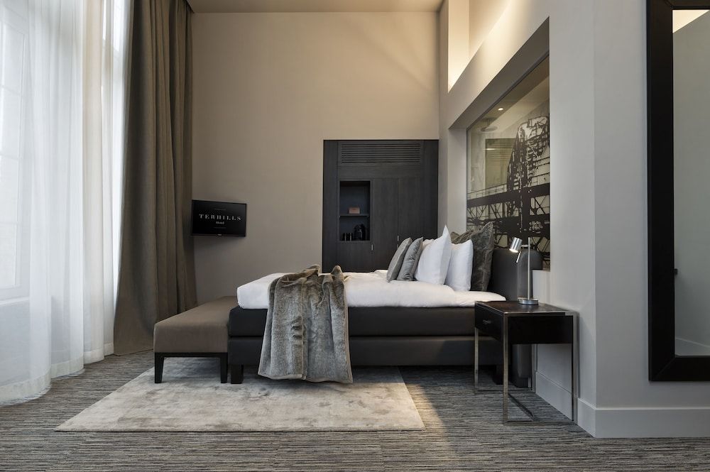 Terhills Hotel Suite 4