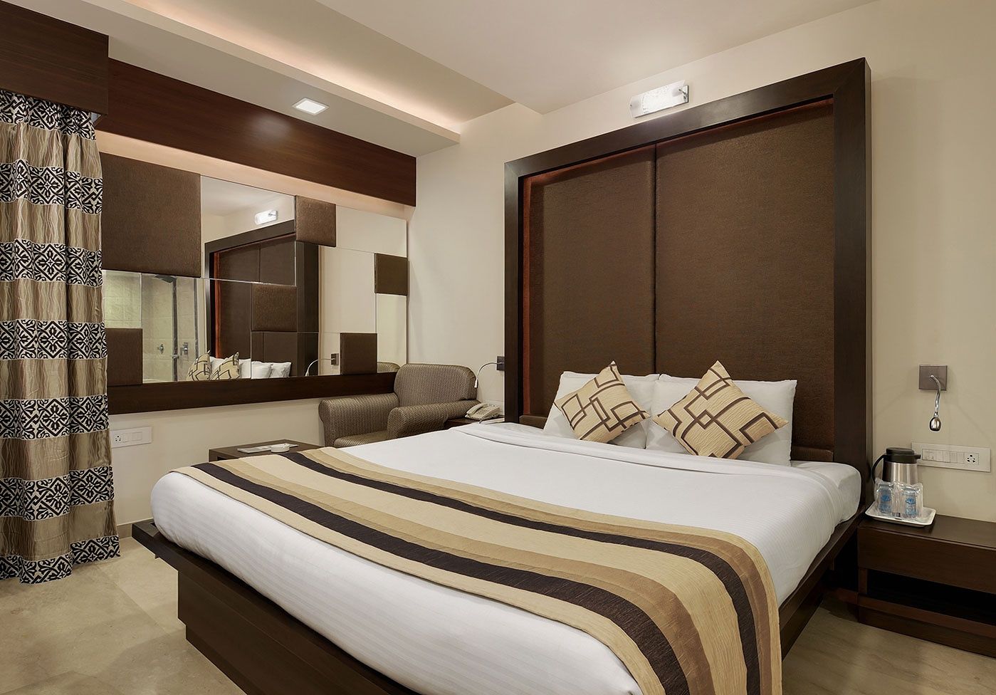 Inder Residency Resort & Spa Udaipur Deluxe Double Room 7