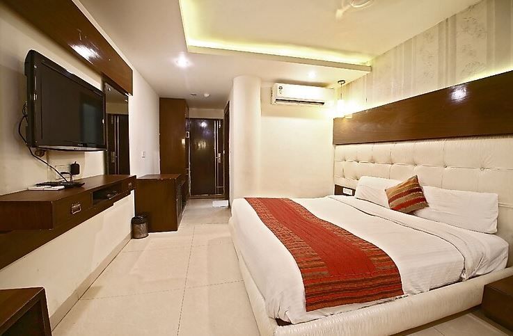 Regal Room with Work Desk