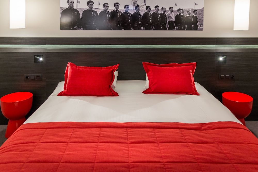 Martin's Red Standard Double or Twin Room