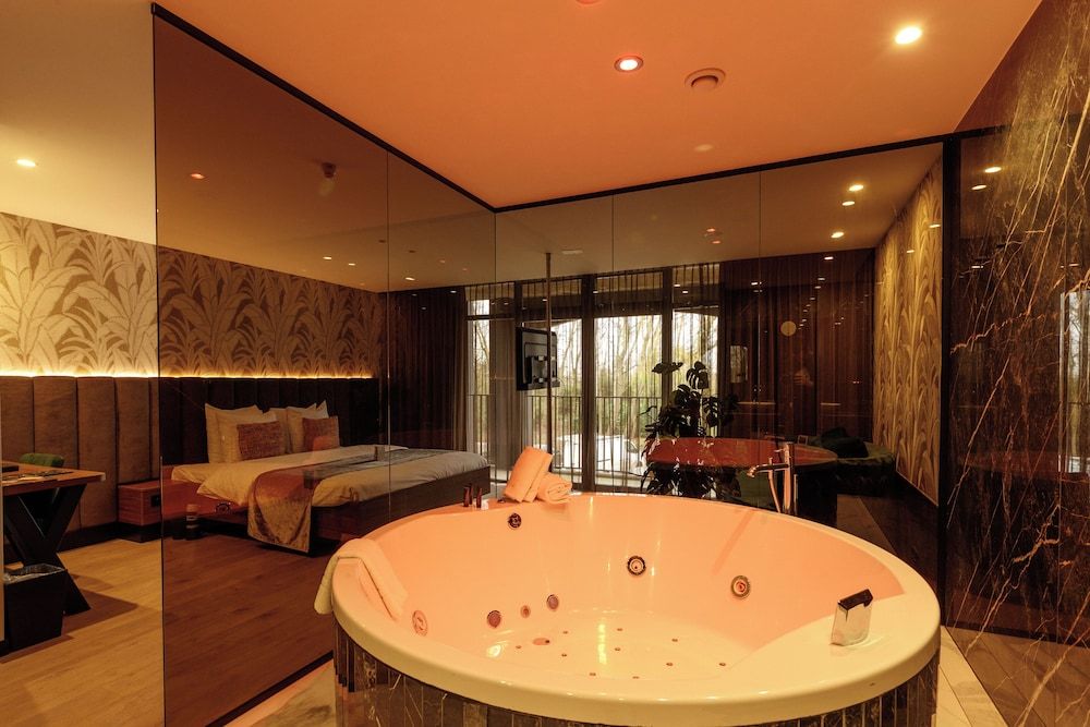 Van Der Valk Hotel Beveren Suite (Pergola) 8