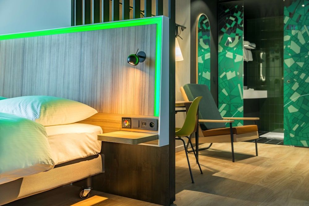 undefined Park Inn by Radisson Brussels Airport 10