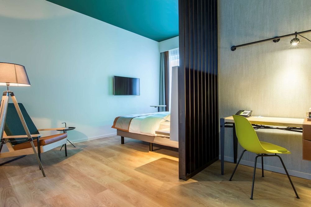 undefined Park Inn by Radisson Brussels Airport 9