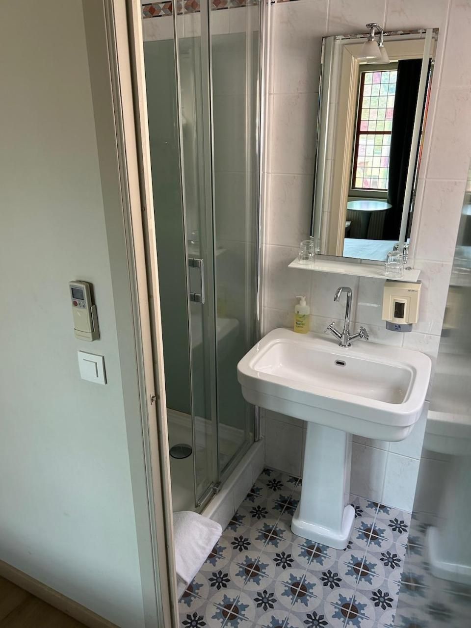 undefined Hotel Salvators 5