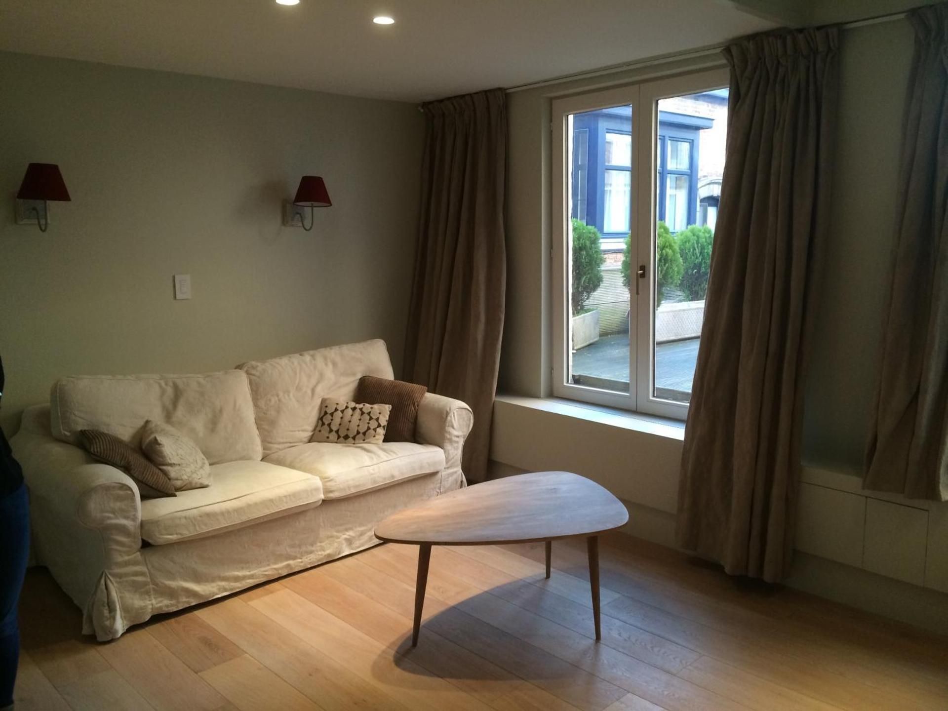 Family Room with Terrace and Air-conditioning