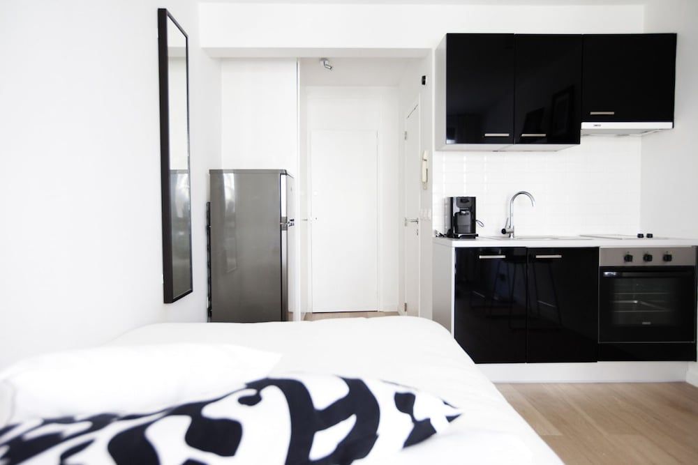 Apartments Résidence Louise Basic Studio, 1 Double Bed, Non Smoking 25